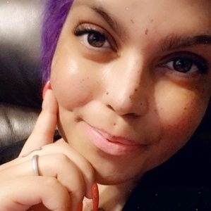 Meet your Posher, Marissa